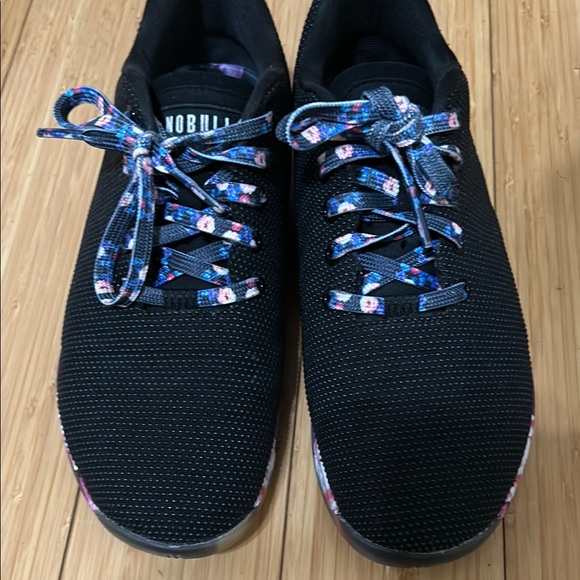 NOBULL Black Sneakers with Breathable Upper and Unique Sole Design - Picture 4 of 5